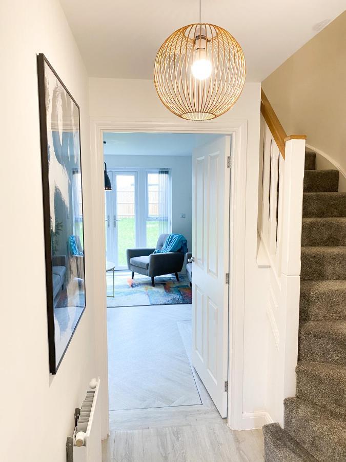 Tudors Esuites 3 Bed House Garden & Netflix Birmingham Exteriör bild